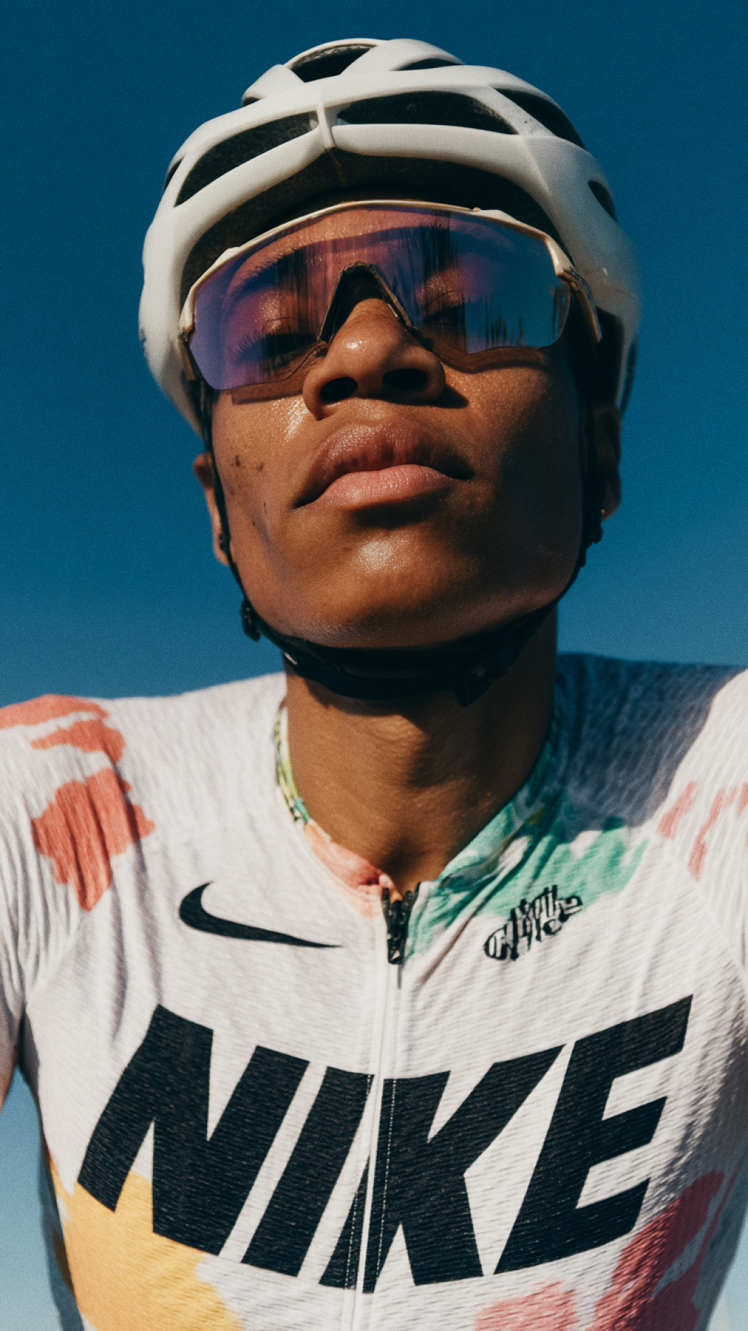 Cyclist with Nike shirt